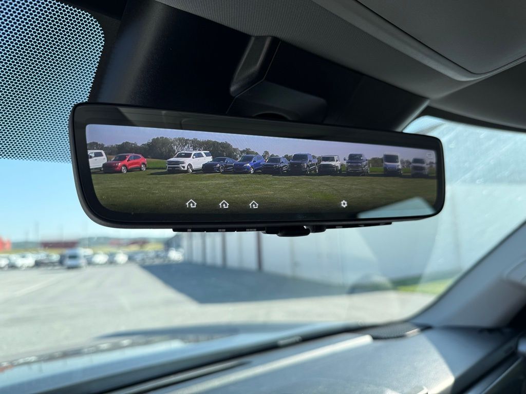 2022 Toyota Tundra SR5 photo 13
