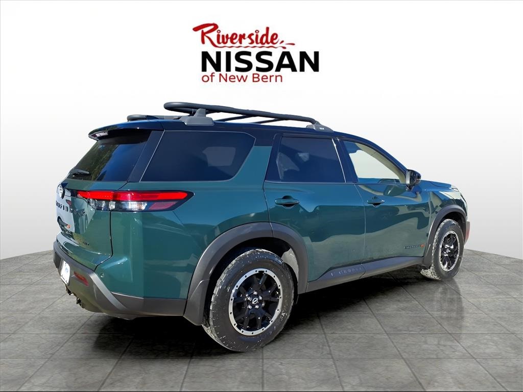 2023 Nissan Pathfinder Rock Creek photo 2