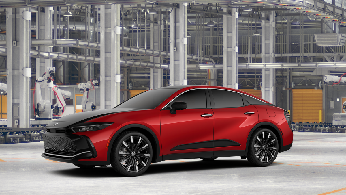 2026 Toyota Crown Platinum photo 2