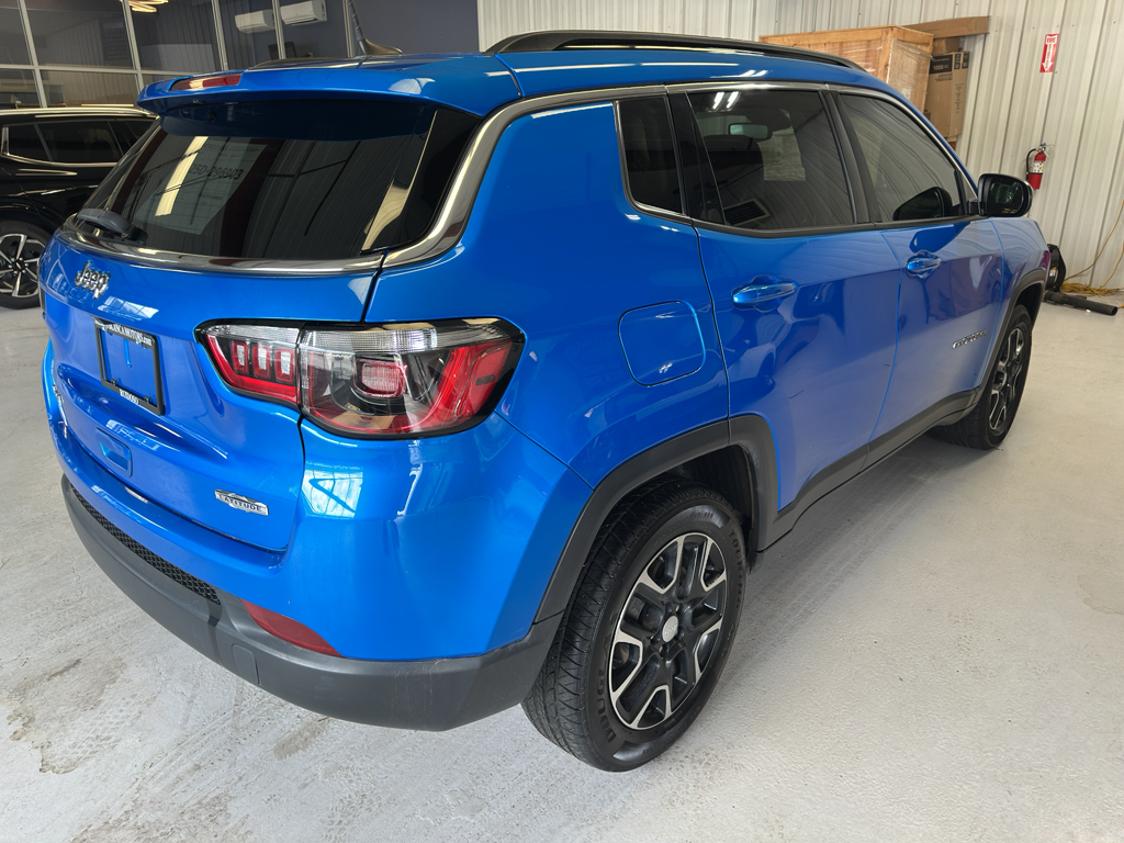 2022 Jeep Compass Latitude photo 4