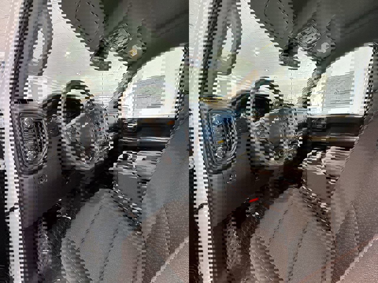 2025 Chevrolet Silverado 2500HD photo 2