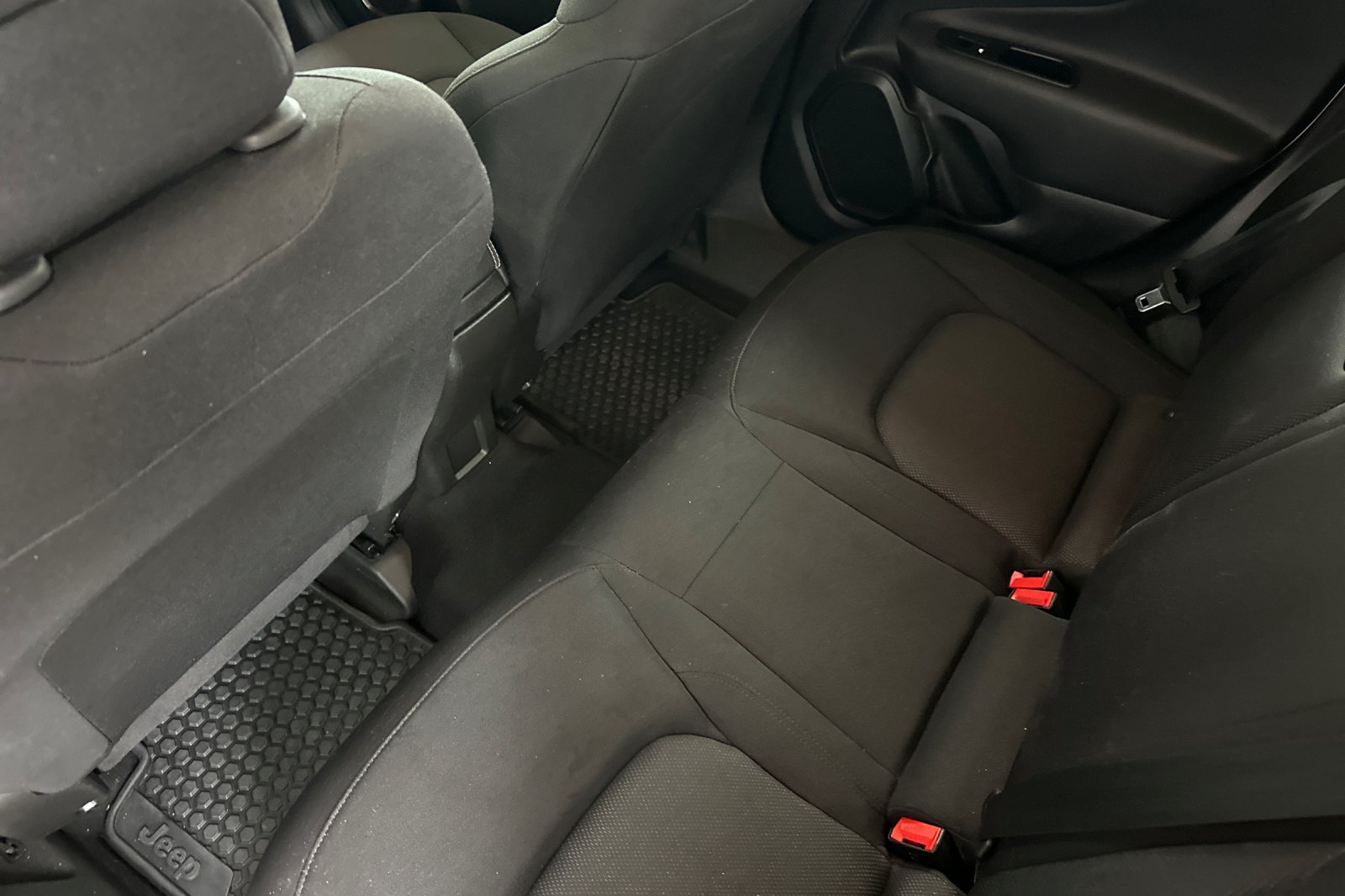 2023 Jeep Renegade Latitude Upland photo 11