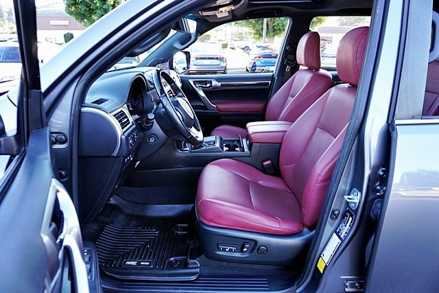 Used 2023 Gray Lexus 460 image 14