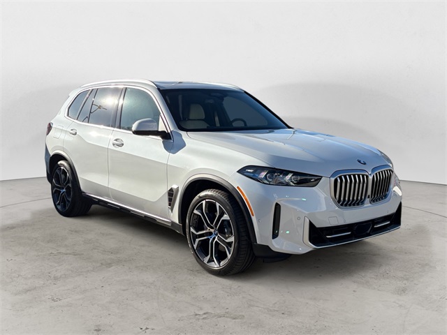 2026 BMW X5 40i's photo