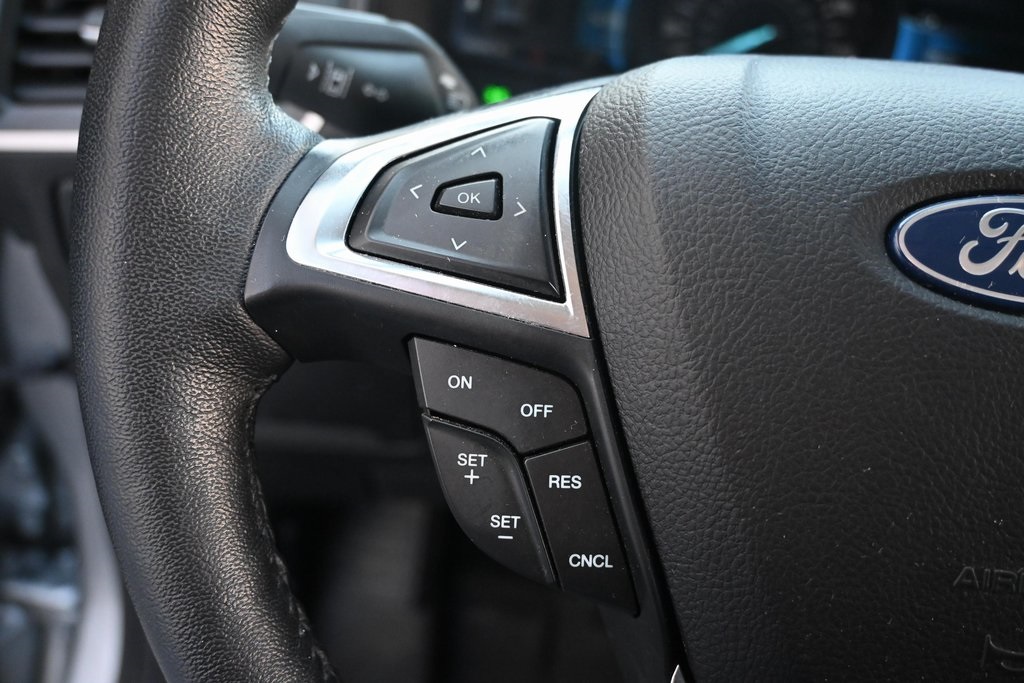2022 Ford Edge SEL photo 31