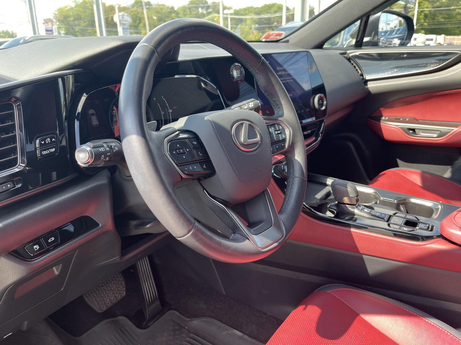 2022 Lexus NX 350 photo 10
