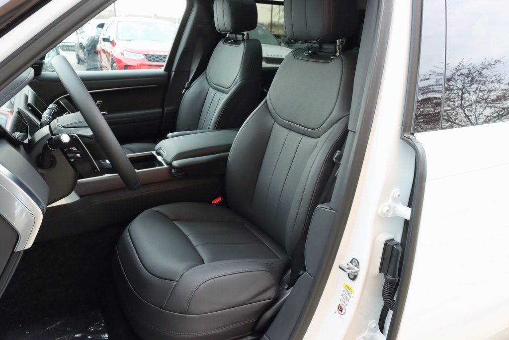 2025 LAND ROVER RANGE ROVER - Image 12