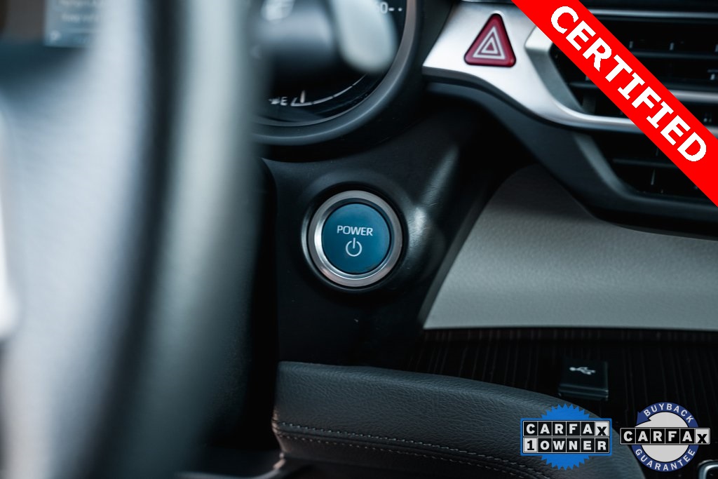 2021 Toyota Sienna XLE photo 18