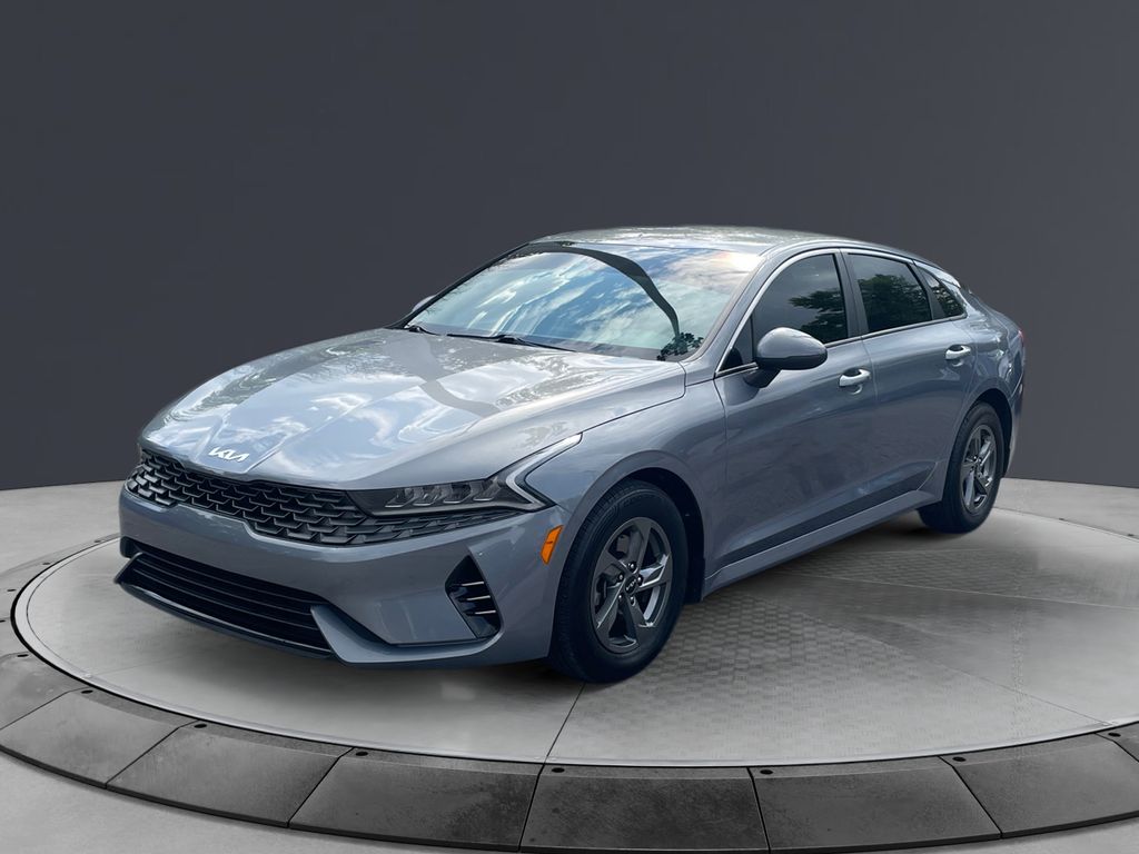 2023 Kia K5 LXS photo 2