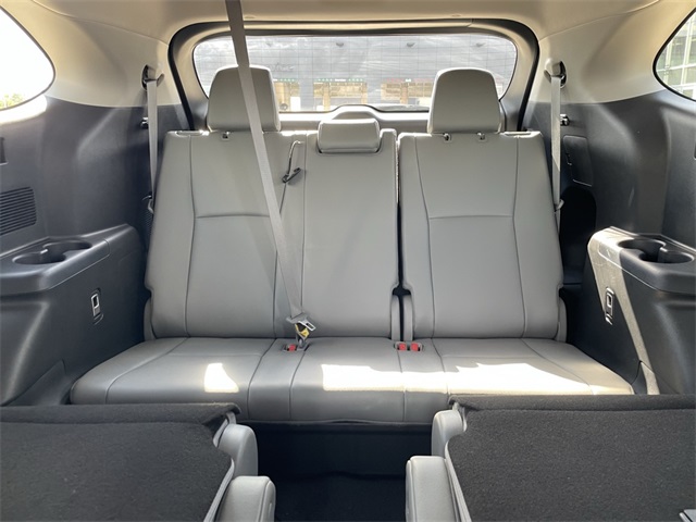 2023 Toyota Highlander Limited photo 19