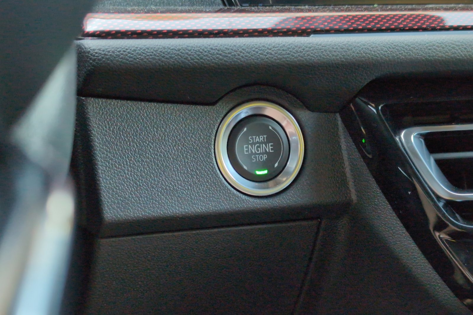 2026 Chevrolet Traverse Z71 photo 24