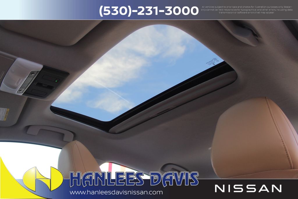 2025 Nissan Sentra SV photo 11