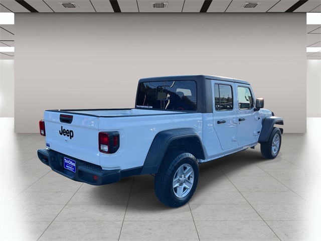 2023 Jeep Gladiator Sport S photo 3