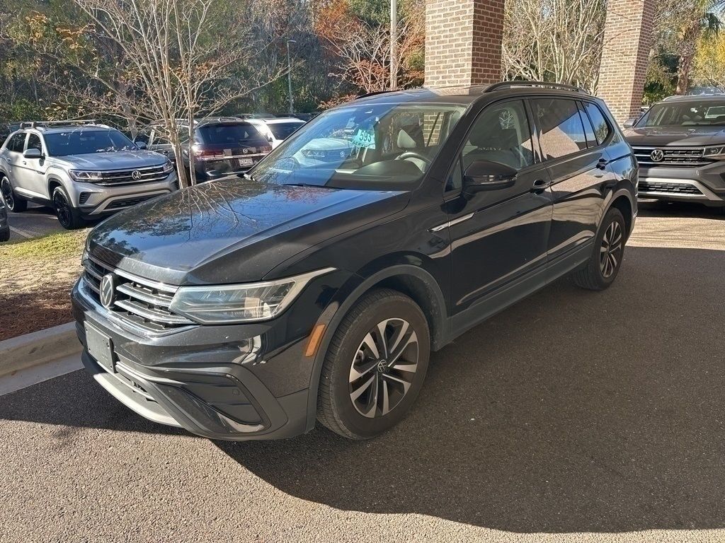 2023 Volkswagen Tiguan S's photo