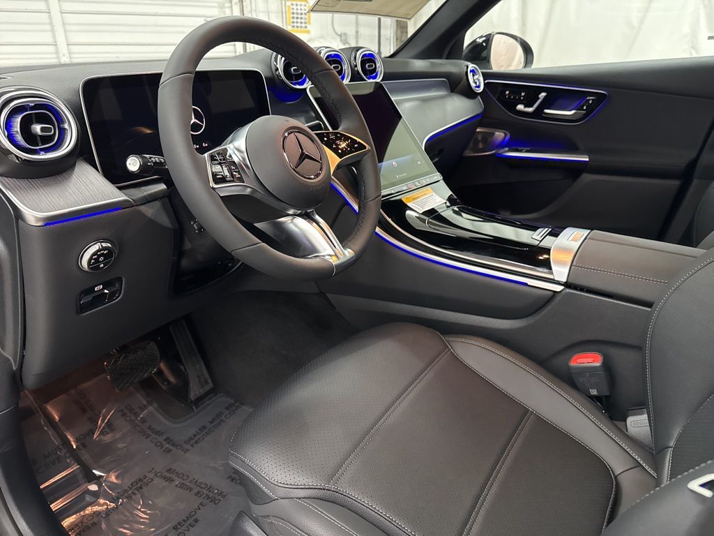 2026 Mercedes Benz GLC 300 photo 10