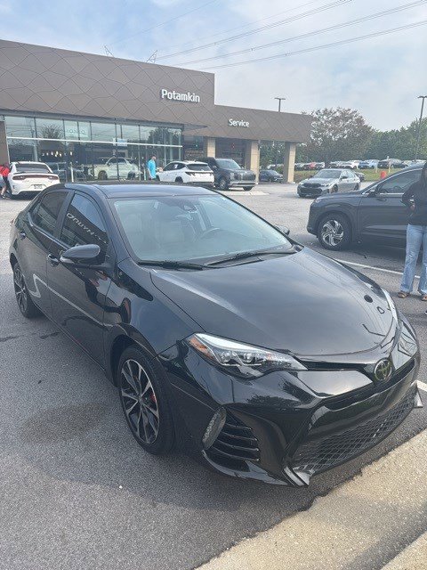 Used 2018 Toyota Corolla SE with VIN 5YFBURHE3JP807816 for sale in Lilburn, GA