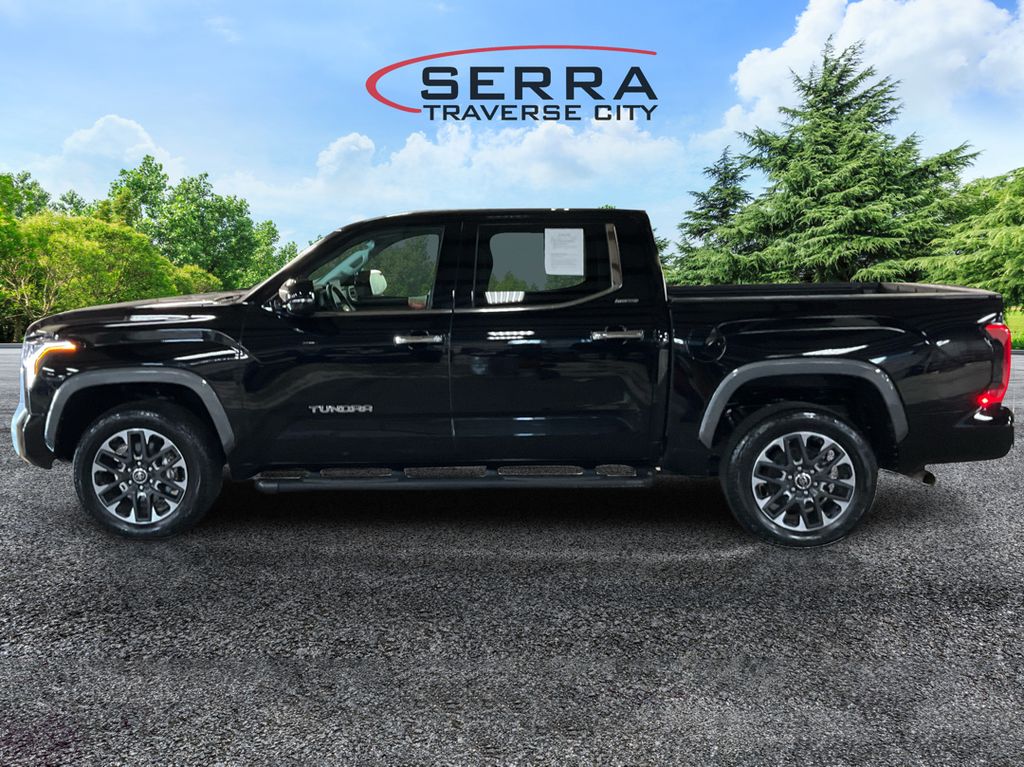 2022 Toyota Tundra Limited photo 8