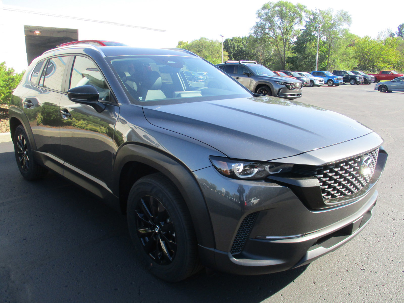 2025 Mazda CX-50 2.5 S Premium photo 2