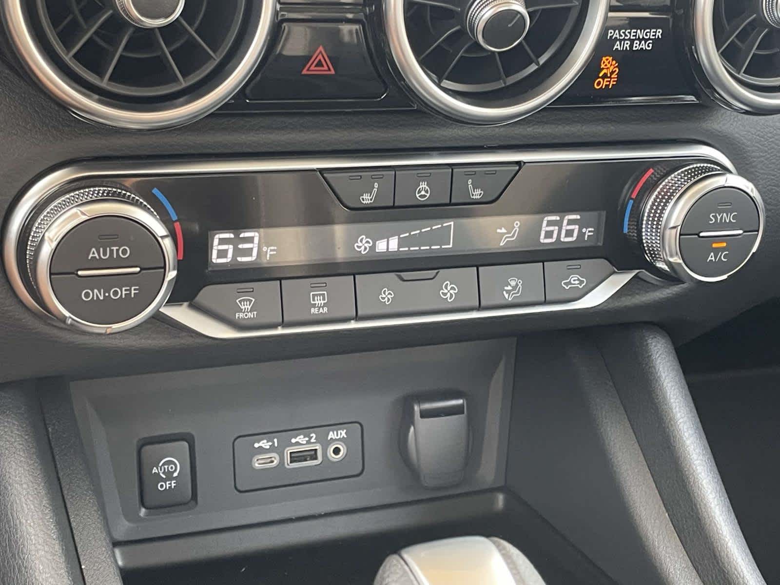2025 Nissan Sentra SV photo 20