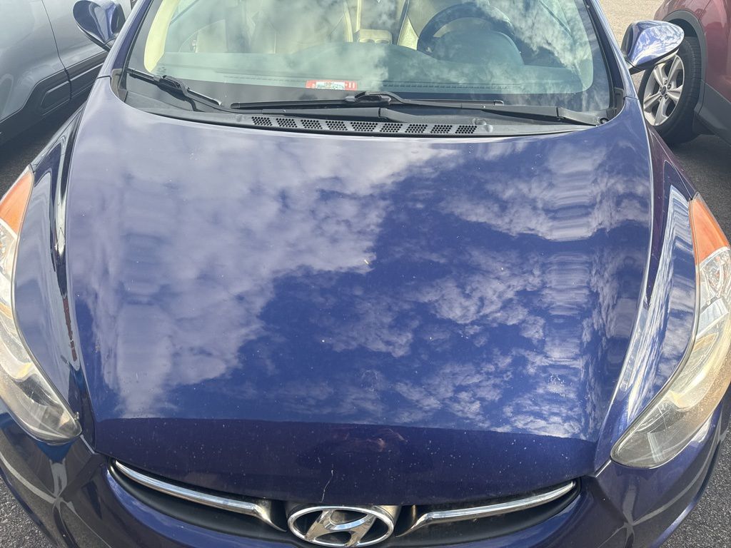 2013 Hyundai Elantra Limited photo 4