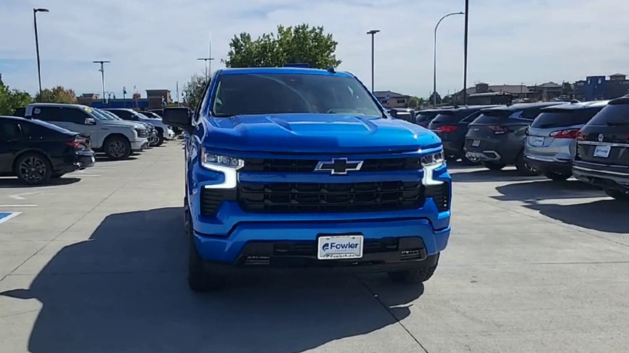 2026 Chevrolet Silverado 1500 RST photo 3