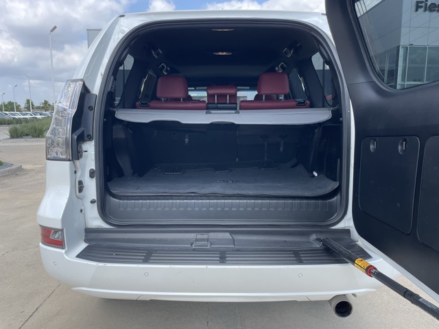 2022 Lexus GX 460 Luxury photo 5