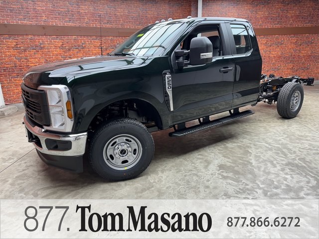 2026 Ford F-250 Super Duty XL's photo