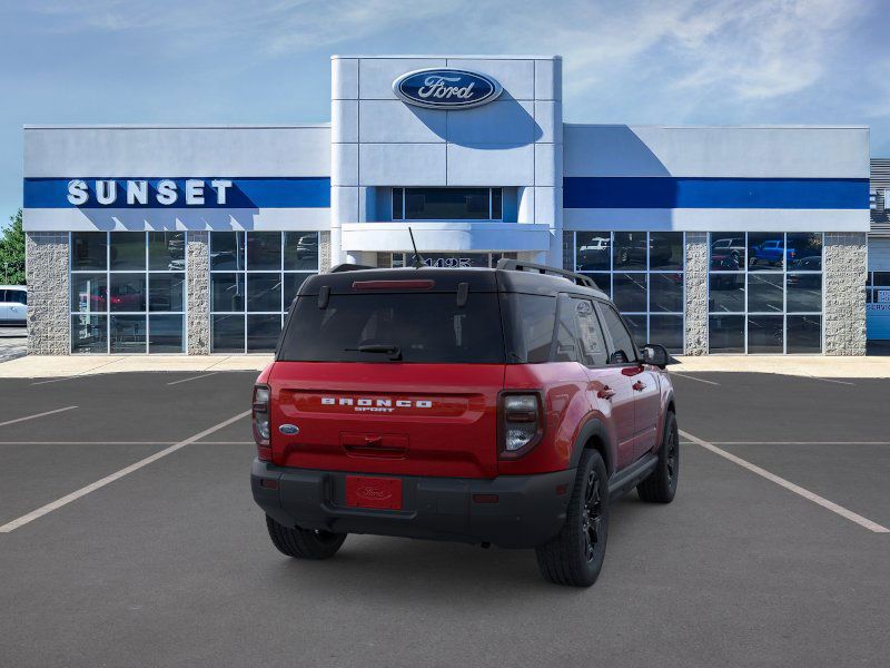 2025 Ford Bronco Sport Outer Banks photo 4