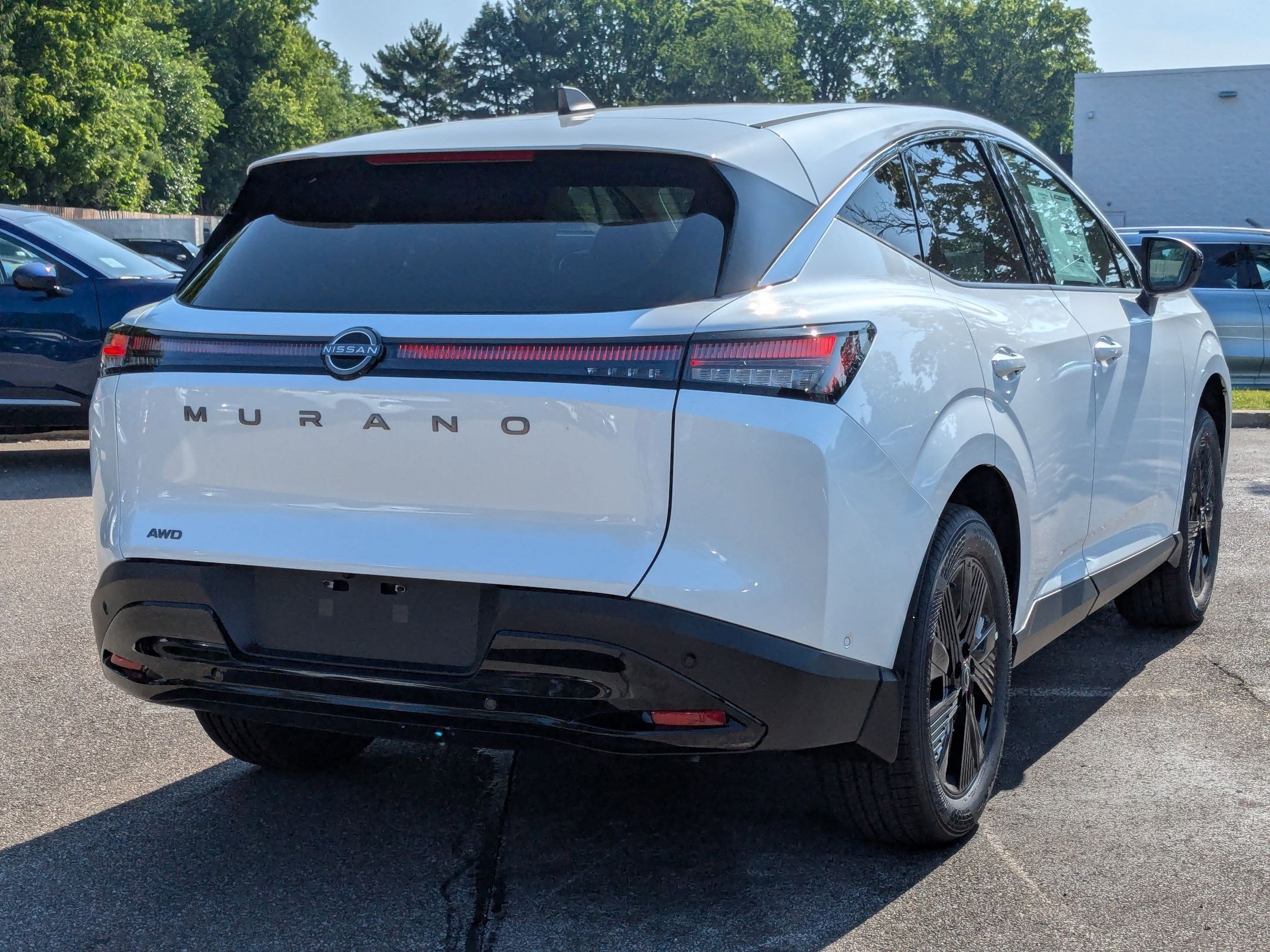 2025 Nissan Murano SV photo 2