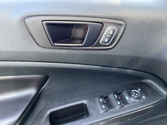 2022 Ford EcoSport SES photo 23