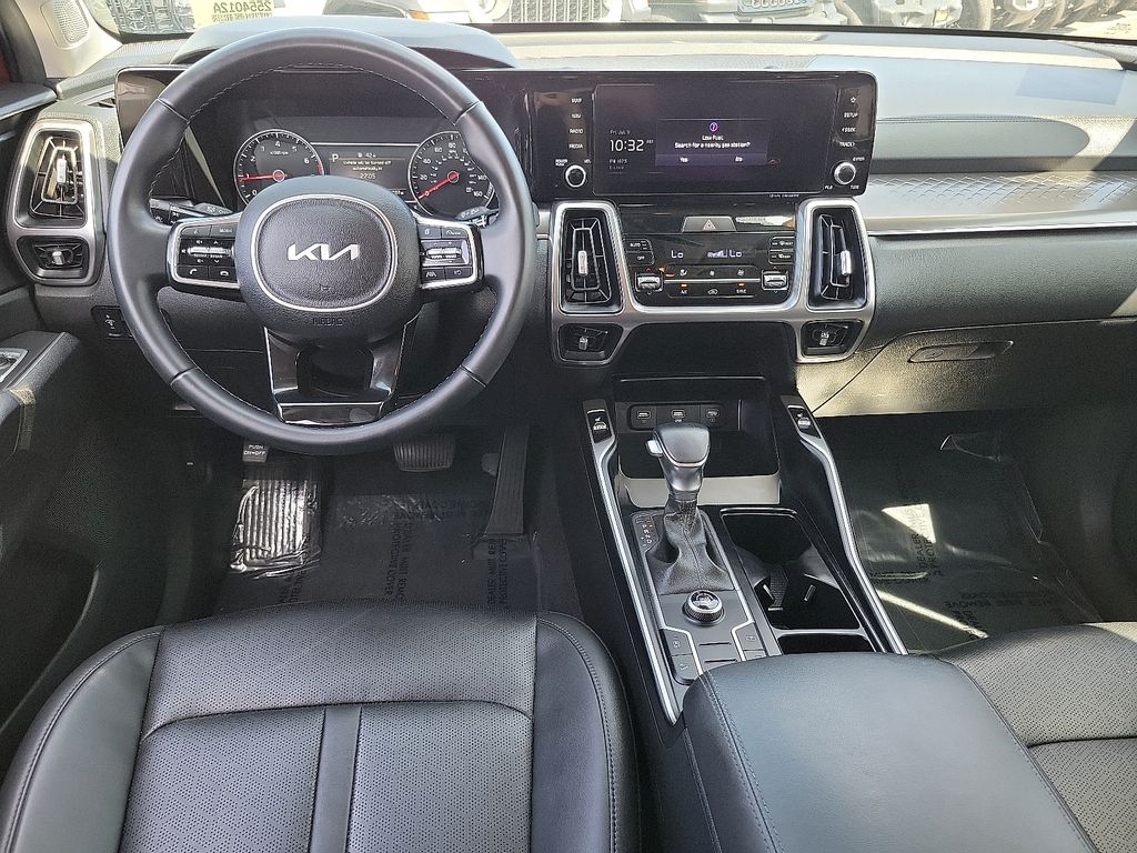 2022 Kia Sorento S photo 4