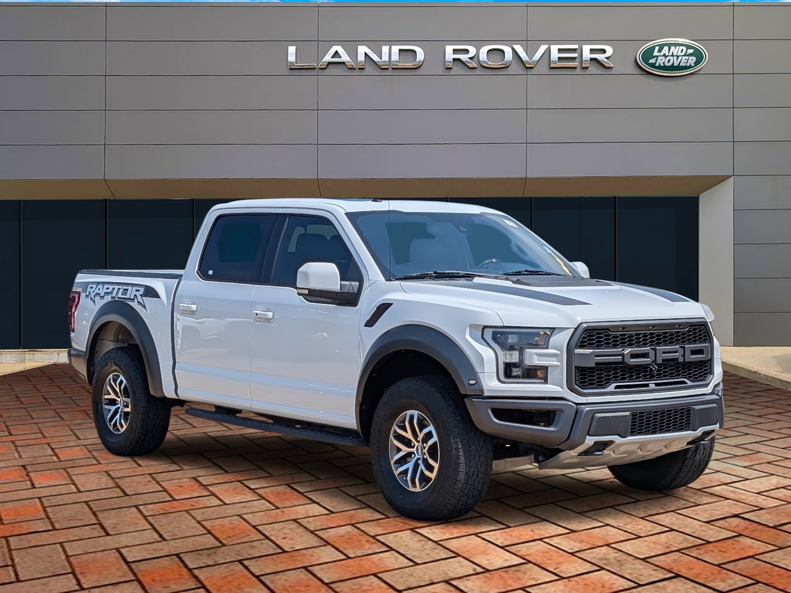 2018 Ford F-150 Raptor photo 3