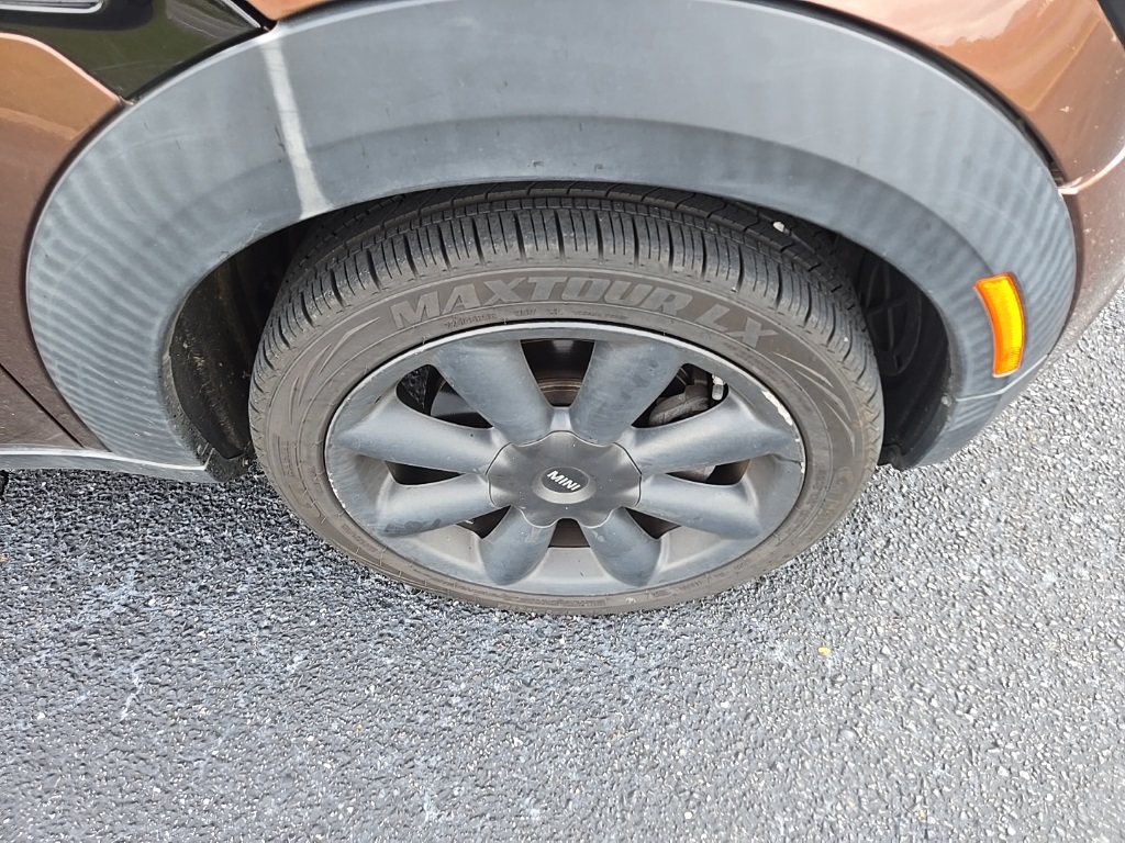 2015 Mini Cooper Base photo 4