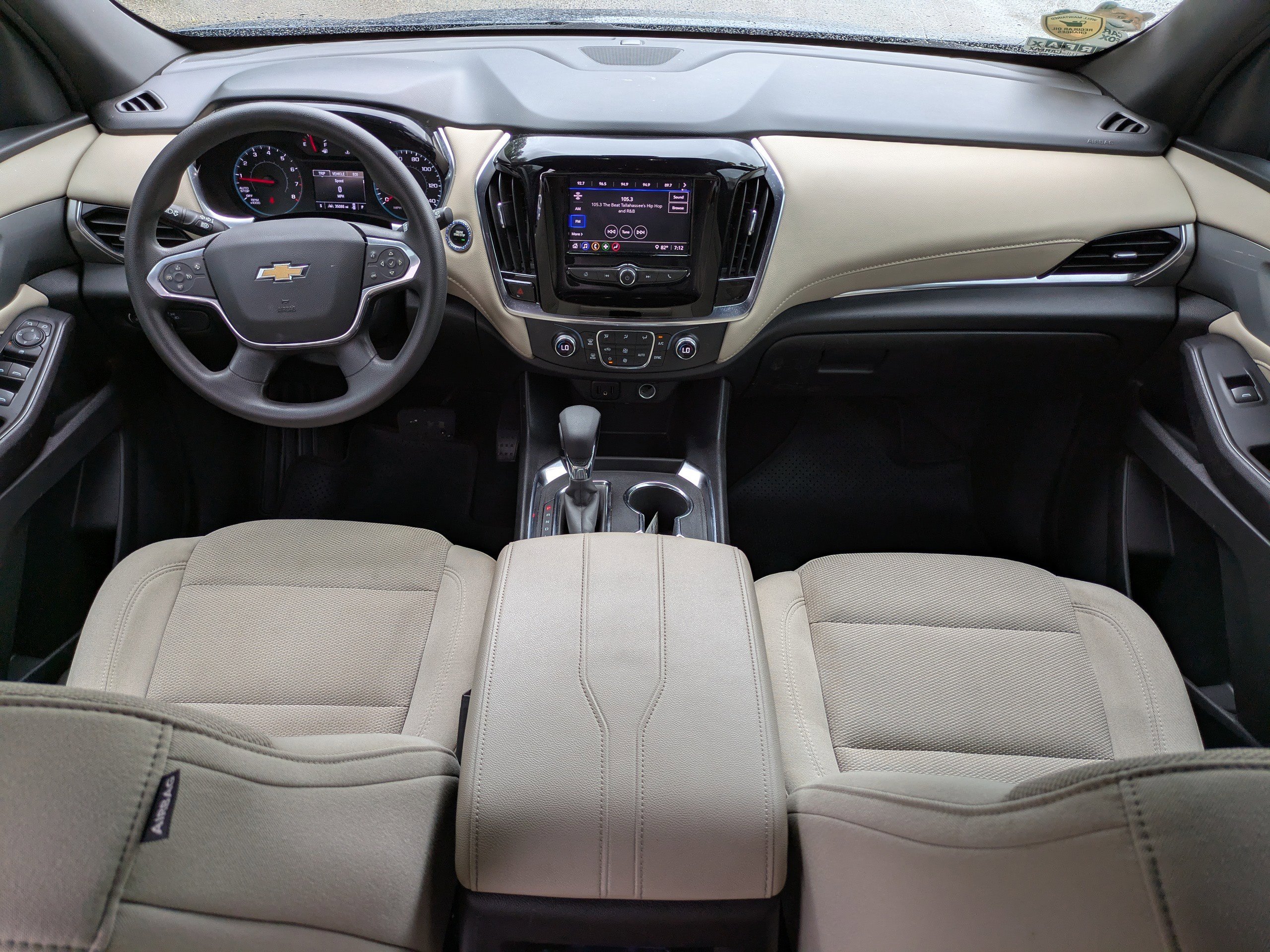 2022 Chevrolet Traverse LS photo 10
