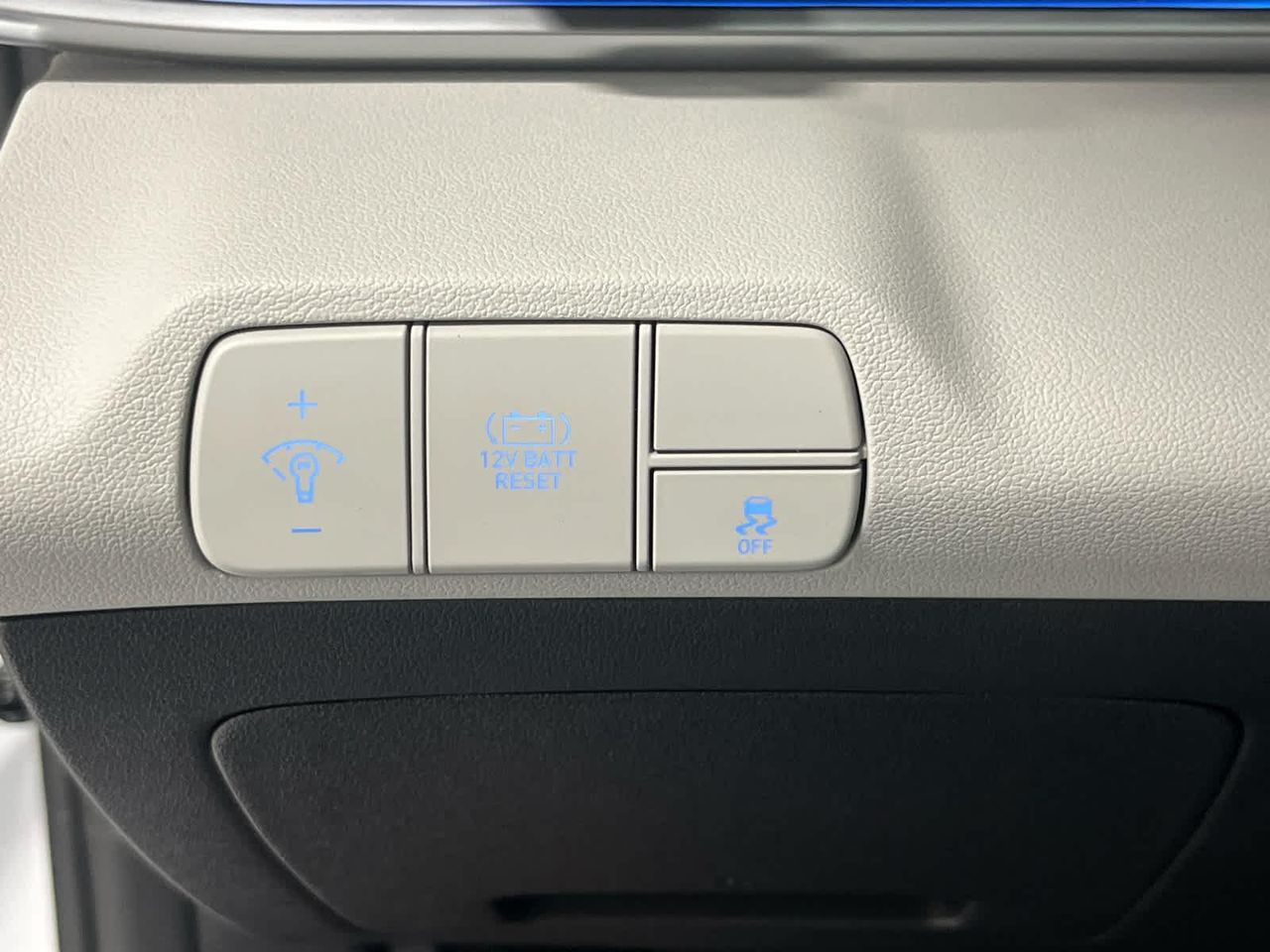 2025 Hyundai Elantra Hybrid Limited photo 38