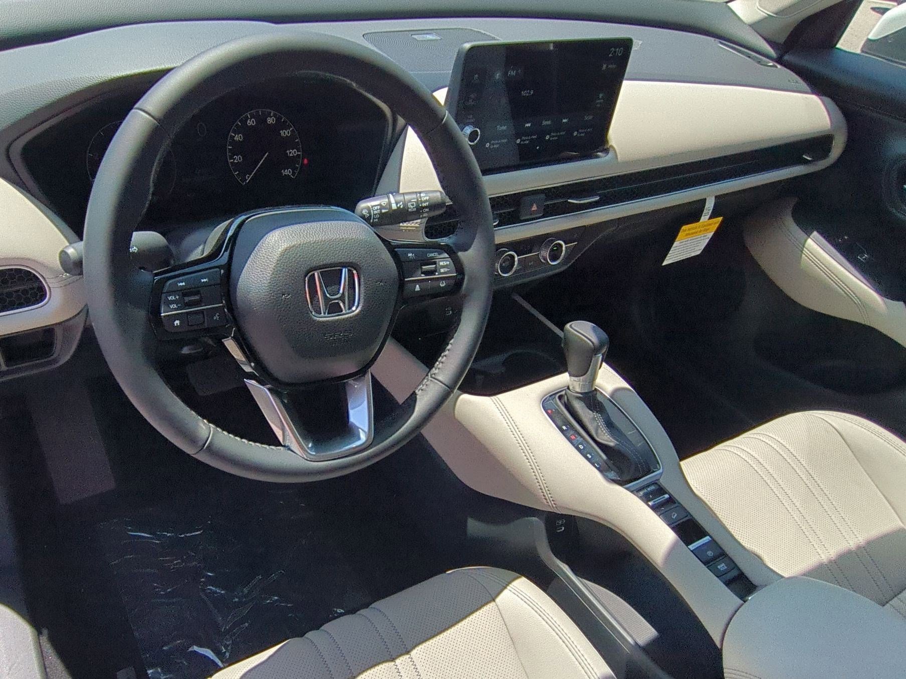 2026 Honda HR-V EX-L photo 8