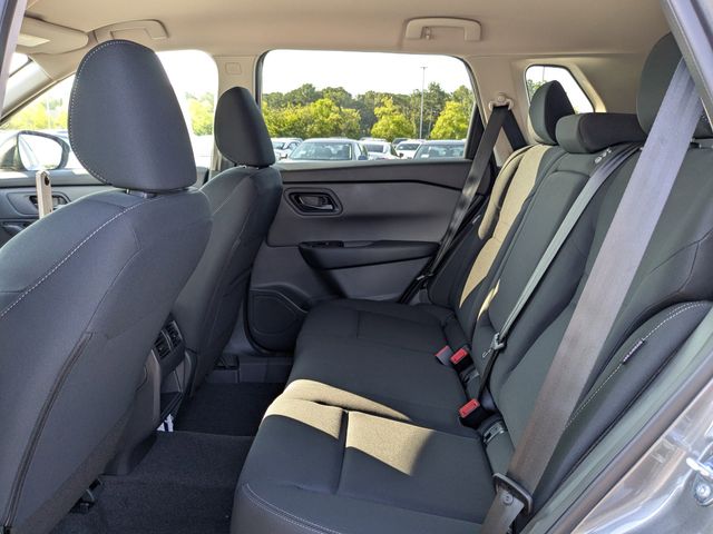 2026 Nissan Rogue S photo 11