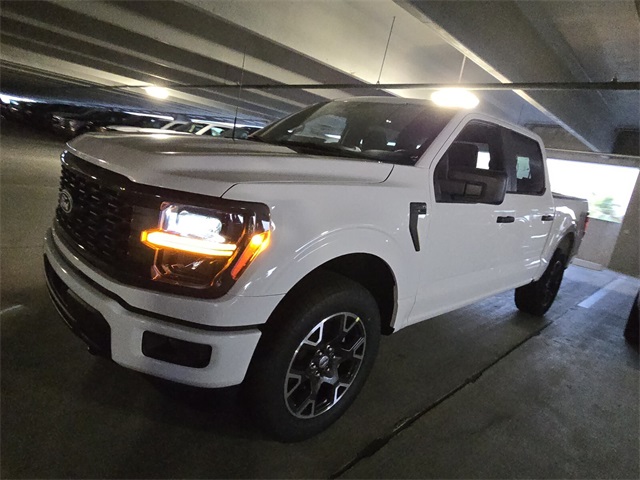 2025 Ford F-150 STX photo 4