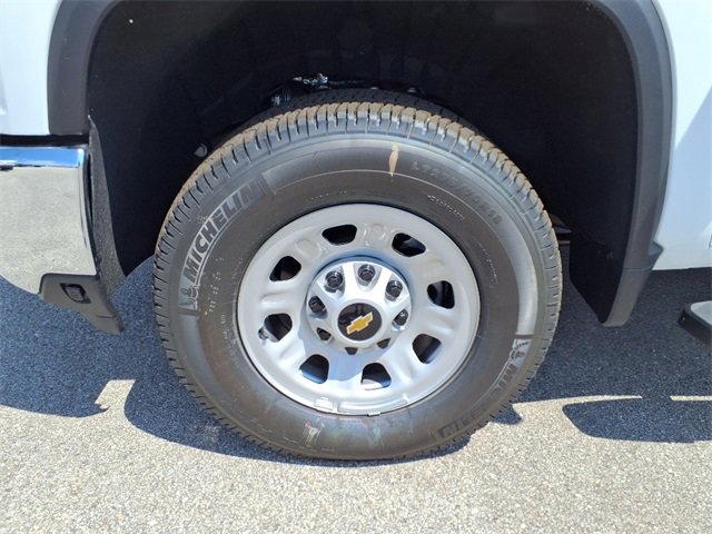 2025 Chevrolet Silverado 2500HD photo 6