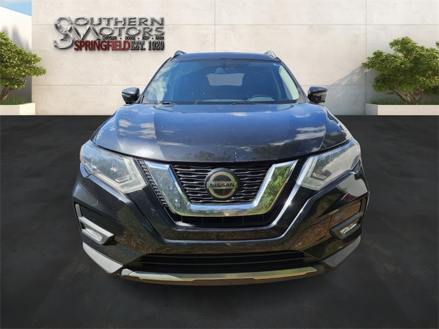 2018 Nissan Rogue SV photo 3