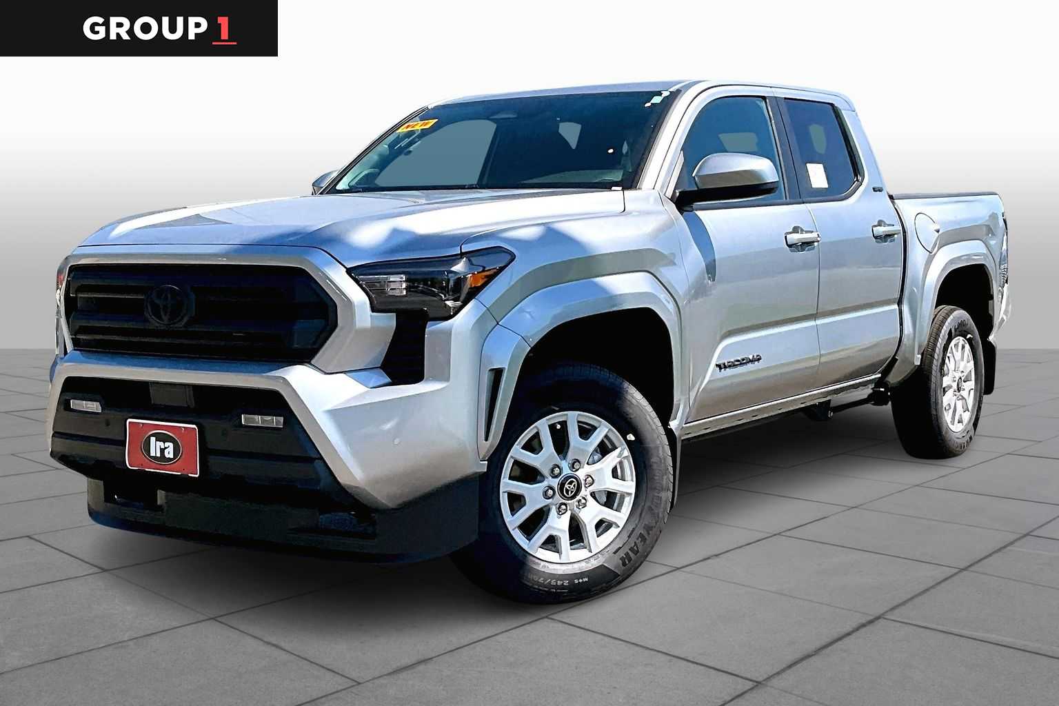 2025 Toyota Tacoma SR5's photo