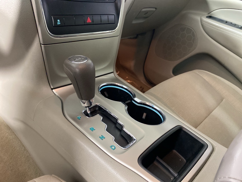 2012 Jeep Grand Cherokee Laredo photo 15