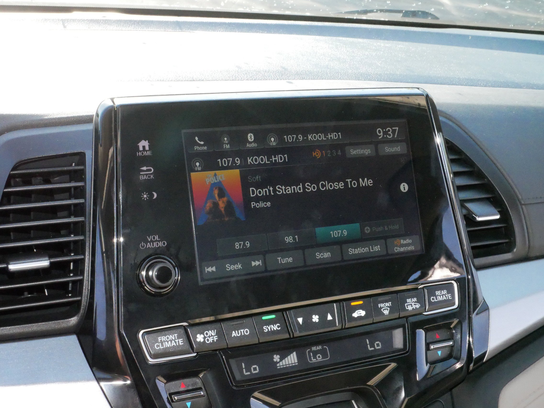 2023 Honda Odyssey EX-L photo 17