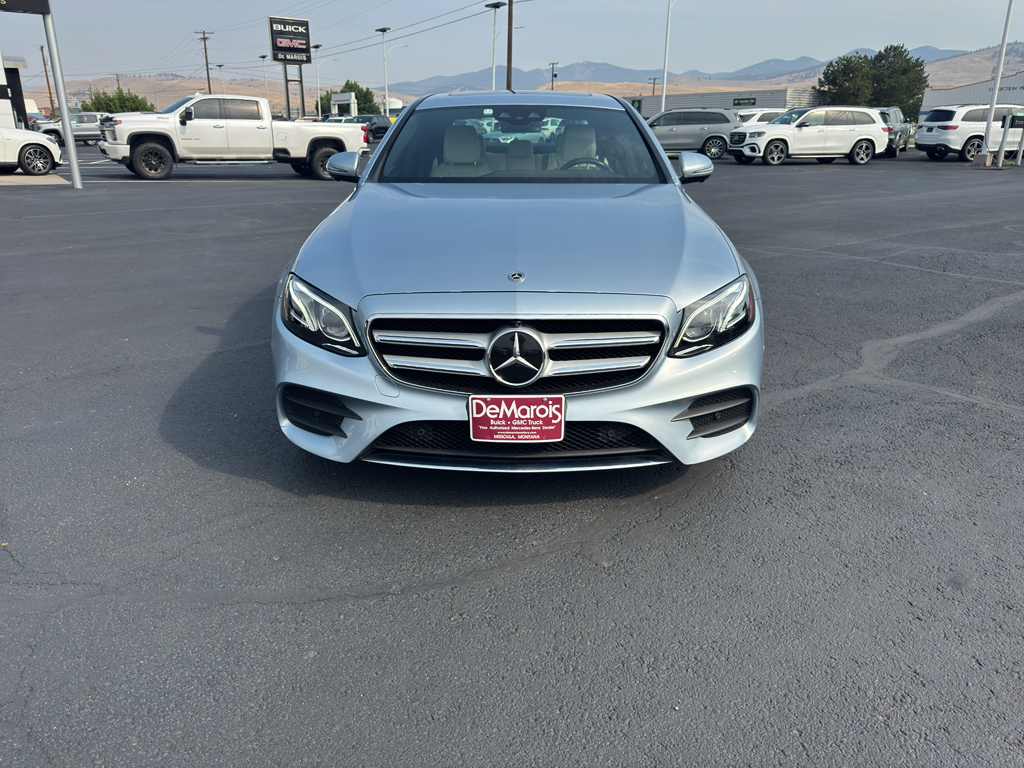 2018 Mercedes Benz E 300 Sedan photo 2
