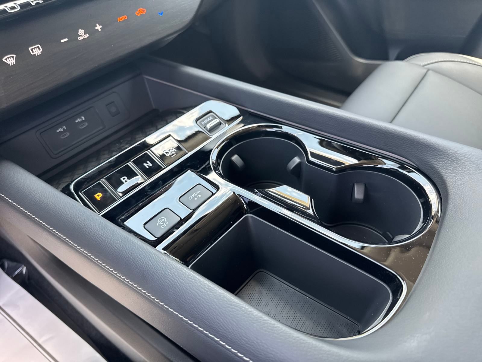 2025 Nissan Murano SL photo 21