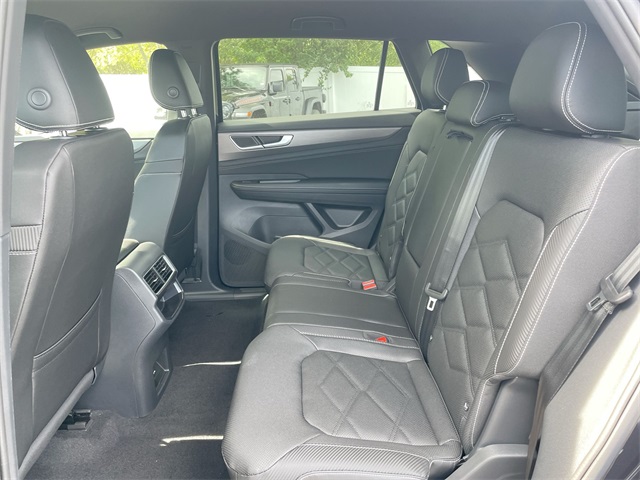 2026 Volkswagen Atlas Cross Sport SE photo 38