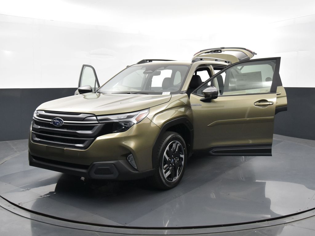 2025 Subaru Forester Limited photo 30