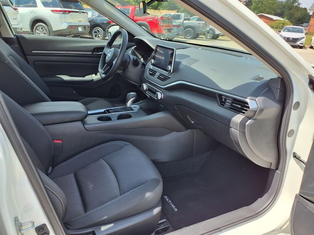 2025 Nissan Altima 2.5 S photo 17