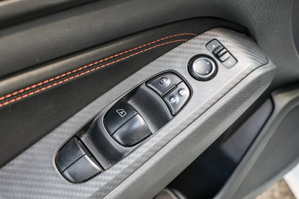 2020 Nissan Altima 2.5 SR photo 10