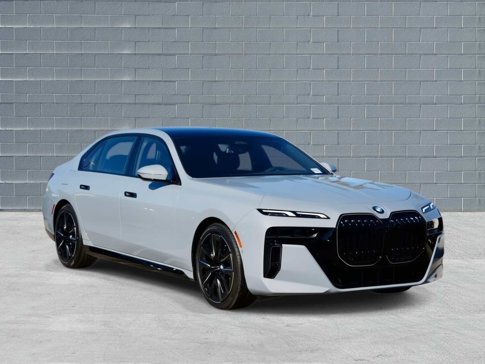 2026 BMW 7 Series 740i's photo